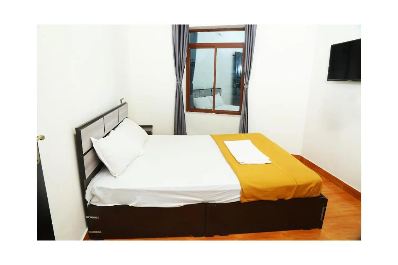 Sahara City Kochi 4*,  Inde